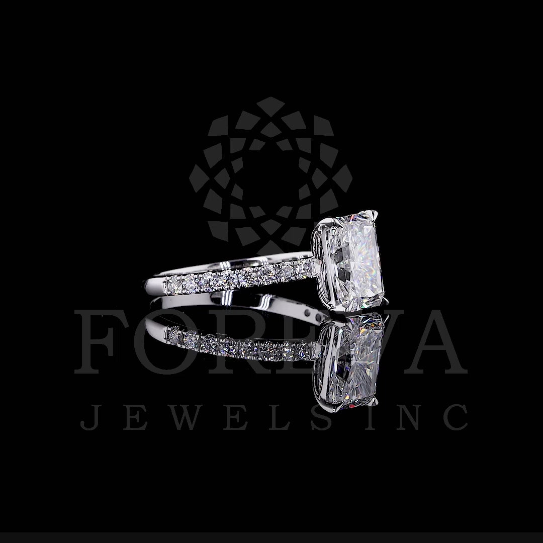 HALO RING IN RADIANT & BRILLIANT ROUND CUT SOLITAIRE LAB GROWN DIAMOND