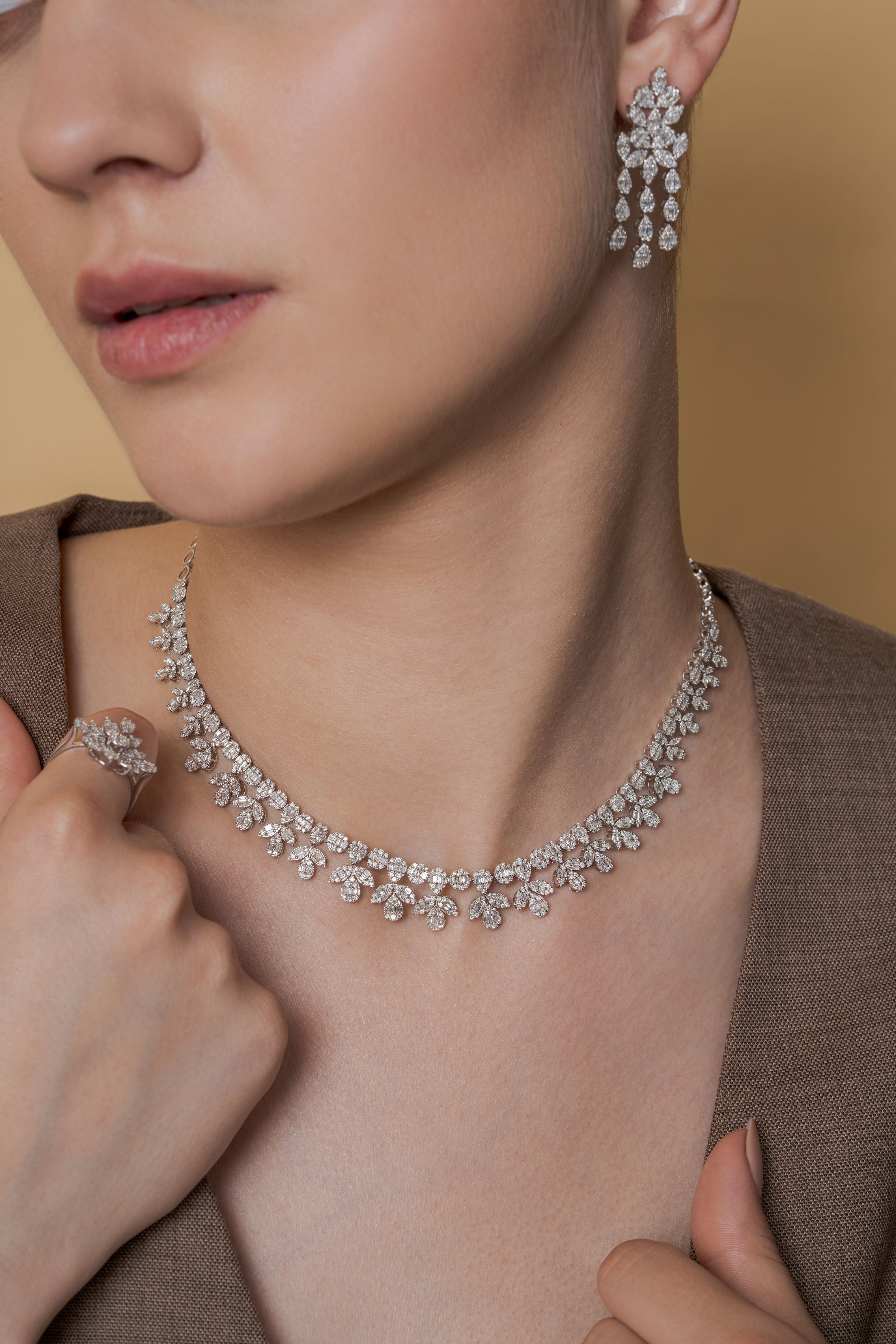 NECKLACE COLLECTION
