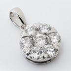 HEART PRONG FEATURING BRILLIANT CUT ROUND SOLITAIR LAB GROWN DIAMOND WITH CLUSTER SETTING