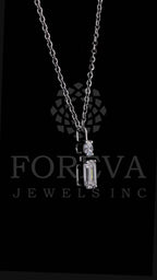 ETERNAL DUET PENDENT IN EMRALD & ROUND BRILLIANT CUT LAB GROWN DIAMOND