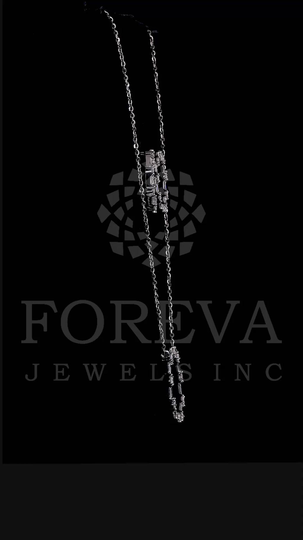 BUGUETTE AND ROUND DIAMOND UNITY CIRCLE PENDENT