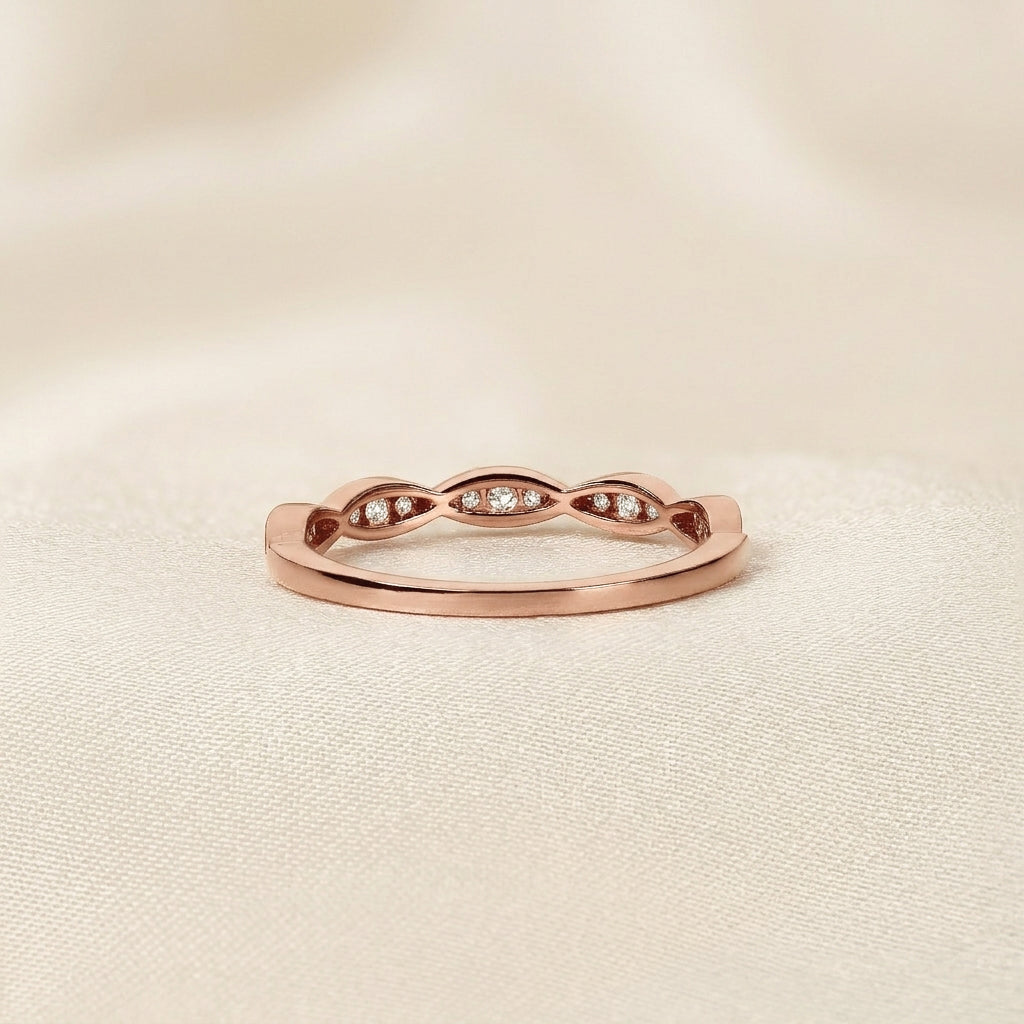 Round Lab Grown Diamond Twisted Band in 14K Rose Gold 0.12 CTW