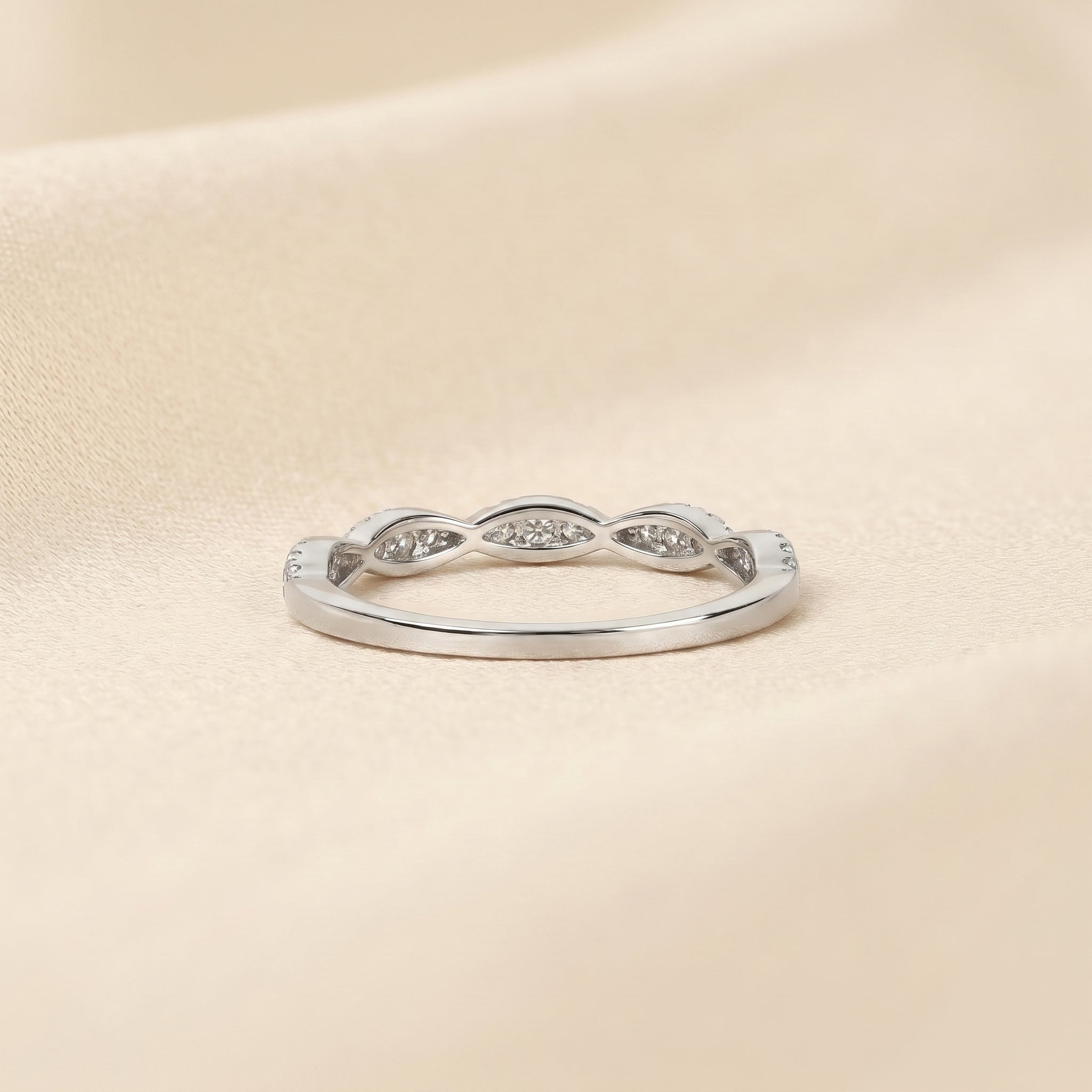 Round Lab Grown Diamond Twisted Band in 14K White Gold 0.12 CTW