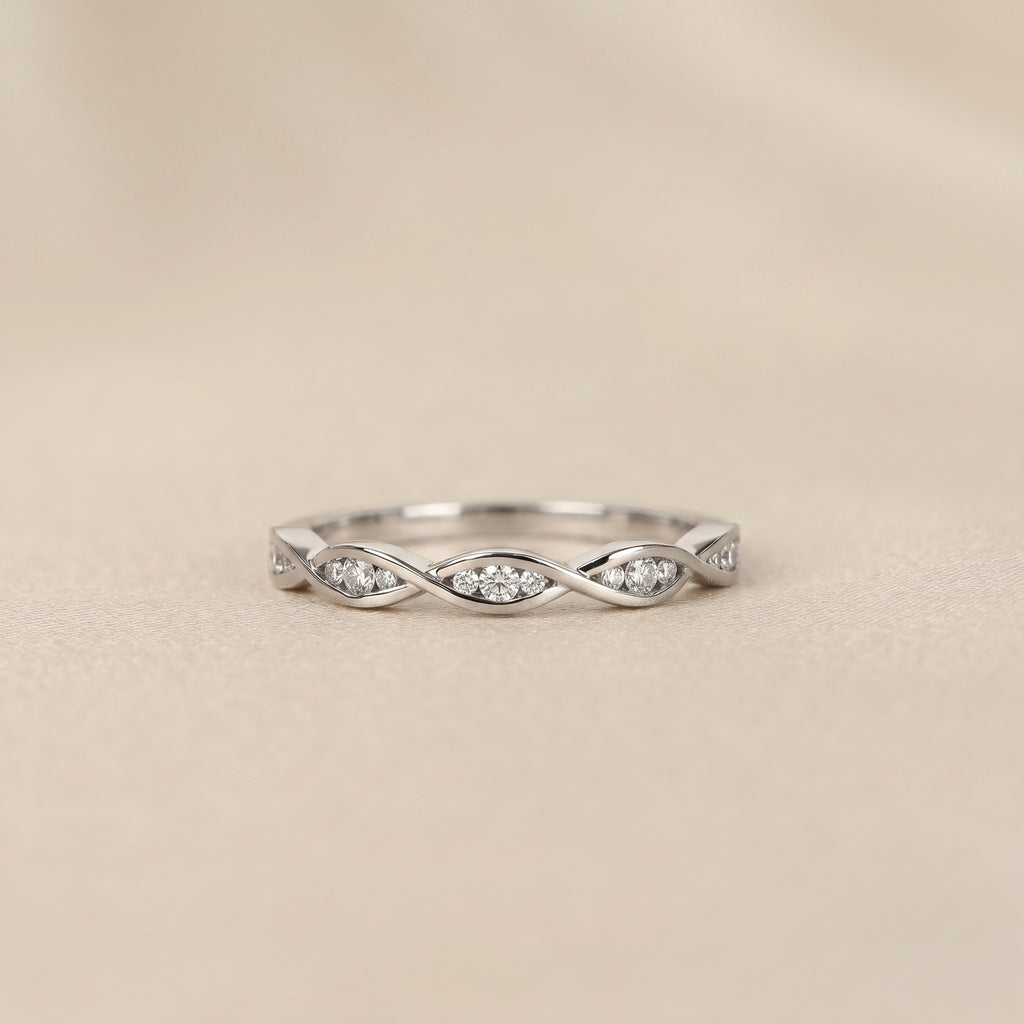 Round Lab Grown Diamond Twisted Band in 18K White Gold 0.12 CTW