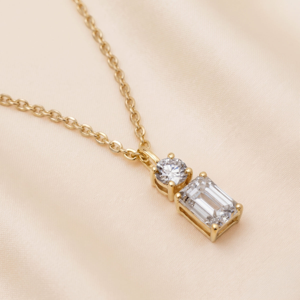 Toi-Et-Moi Pendant Necklace With Round & Emerald Cut 18K Yellow Gold 1 CTW